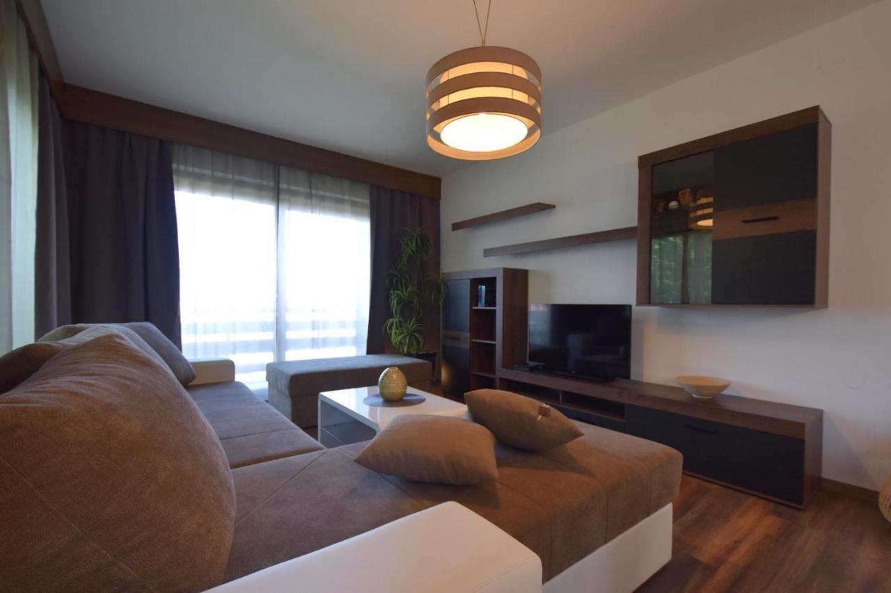 מאלינסקה Apartments Antonija מראה חיצוני תמונה