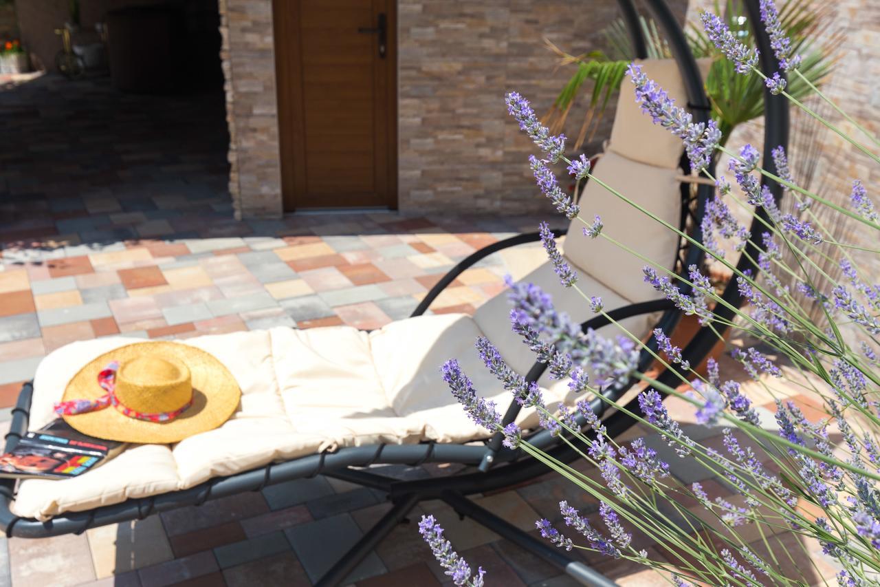 מאלינסקה Apartments Antonija מראה חיצוני תמונה